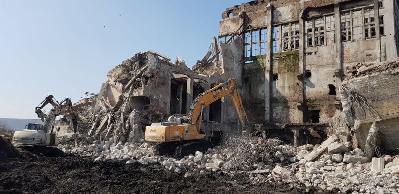 demolare fabrica  Zaharul s.a. Podari/ Craiova  - beneficiar Clariant